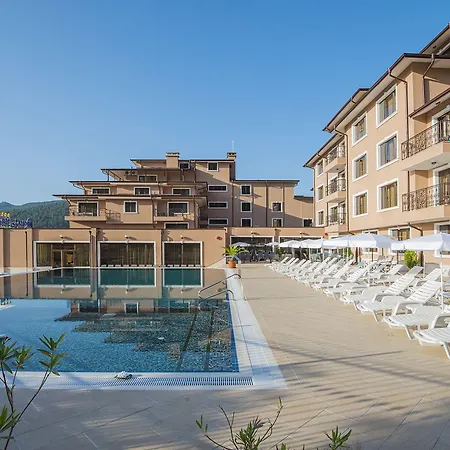 Park And Vella Hills 4*