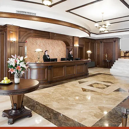 Park And Vella Hills Resort Welingrad