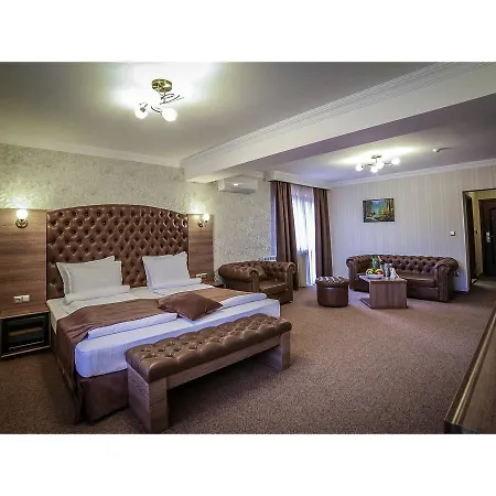 Park And Vella Hills Resort